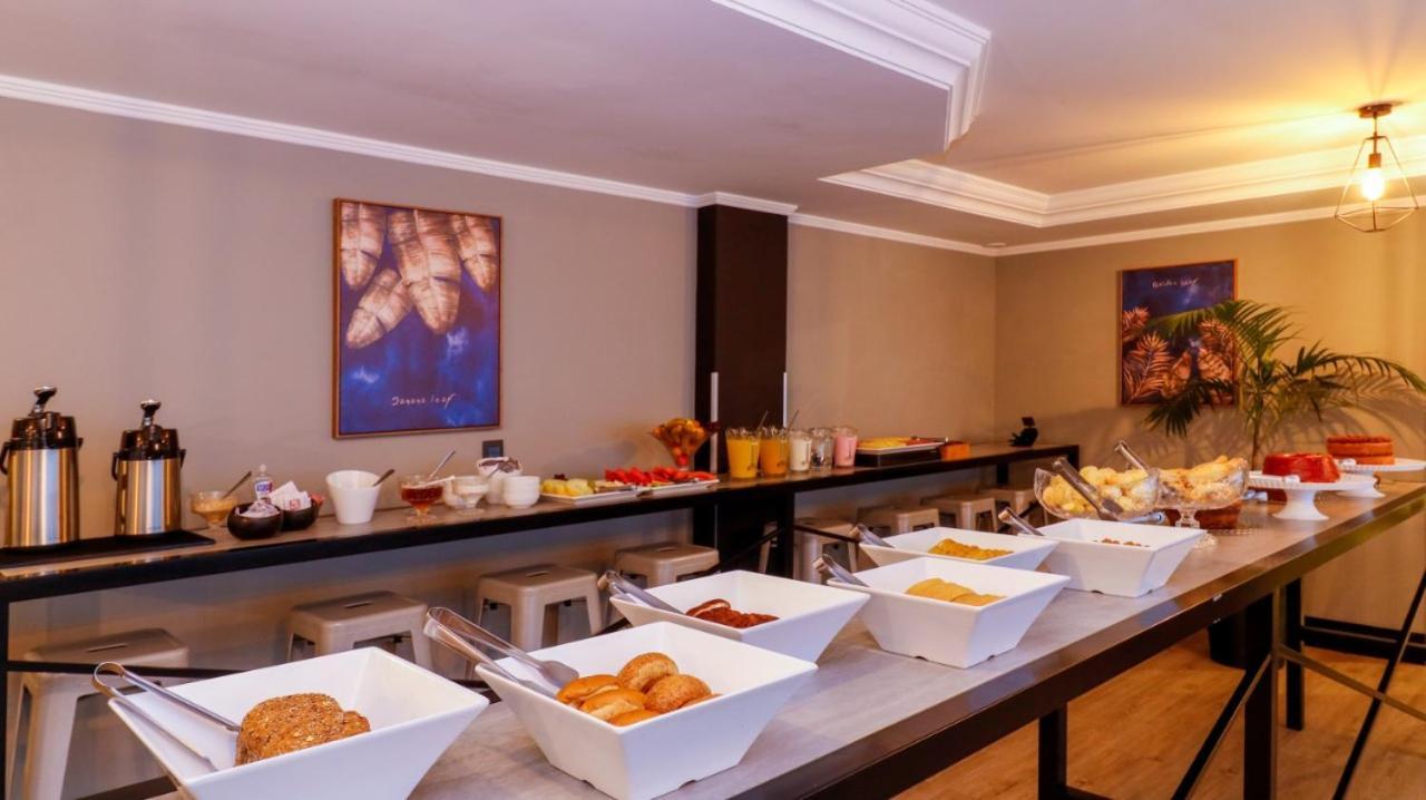 Hotel Genova Bc Balneário Camboriú エクステリア 写真
