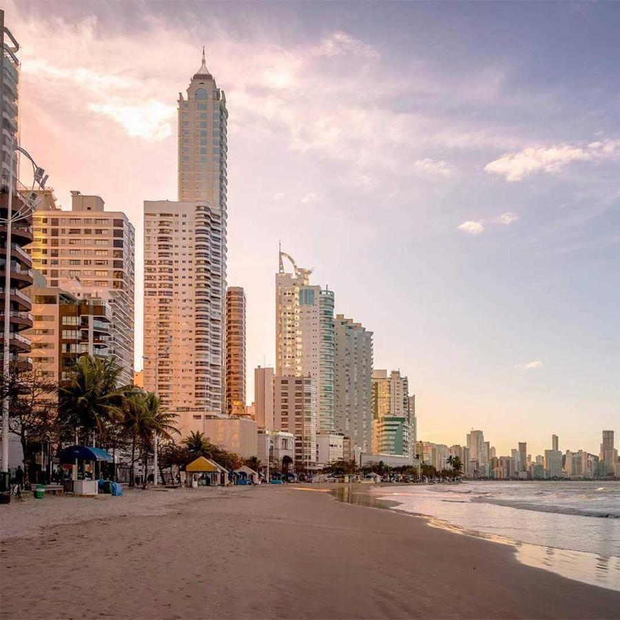 Hotel Genova Bc Balneário Camboriú エクステリア 写真