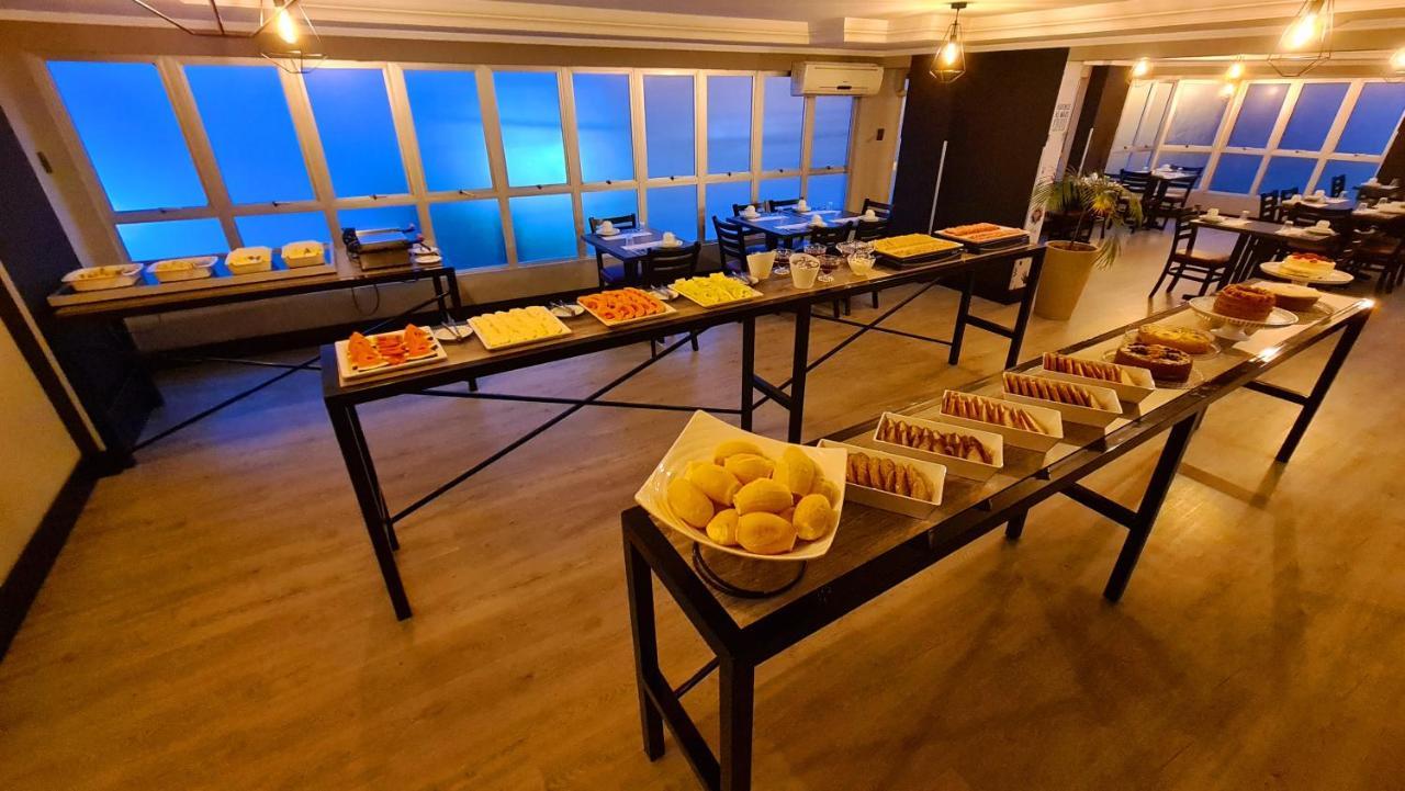 Hotel Genova Bc Balneário Camboriú エクステリア 写真