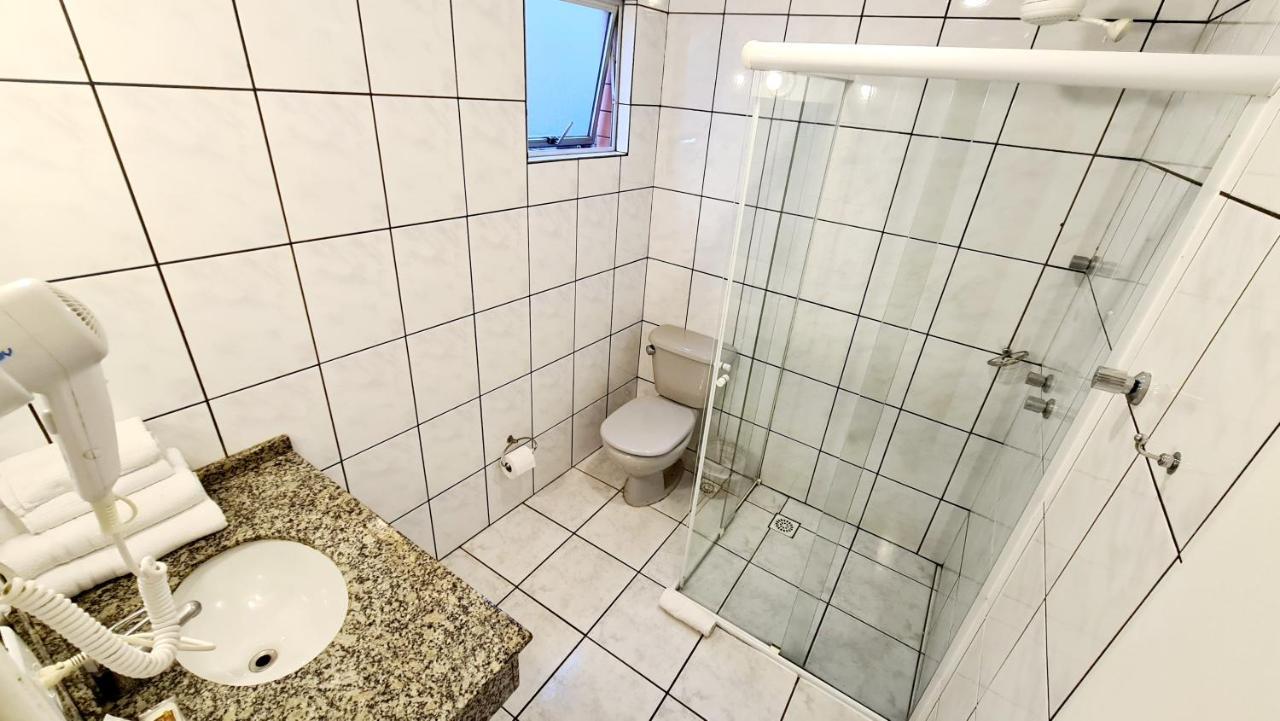 Hotel Genova Bc Balneário Camboriú エクステリア 写真