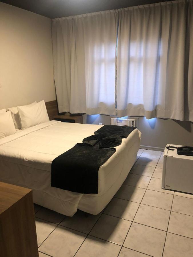 Hotel Genova Bc Balneário Camboriú エクステリア 写真