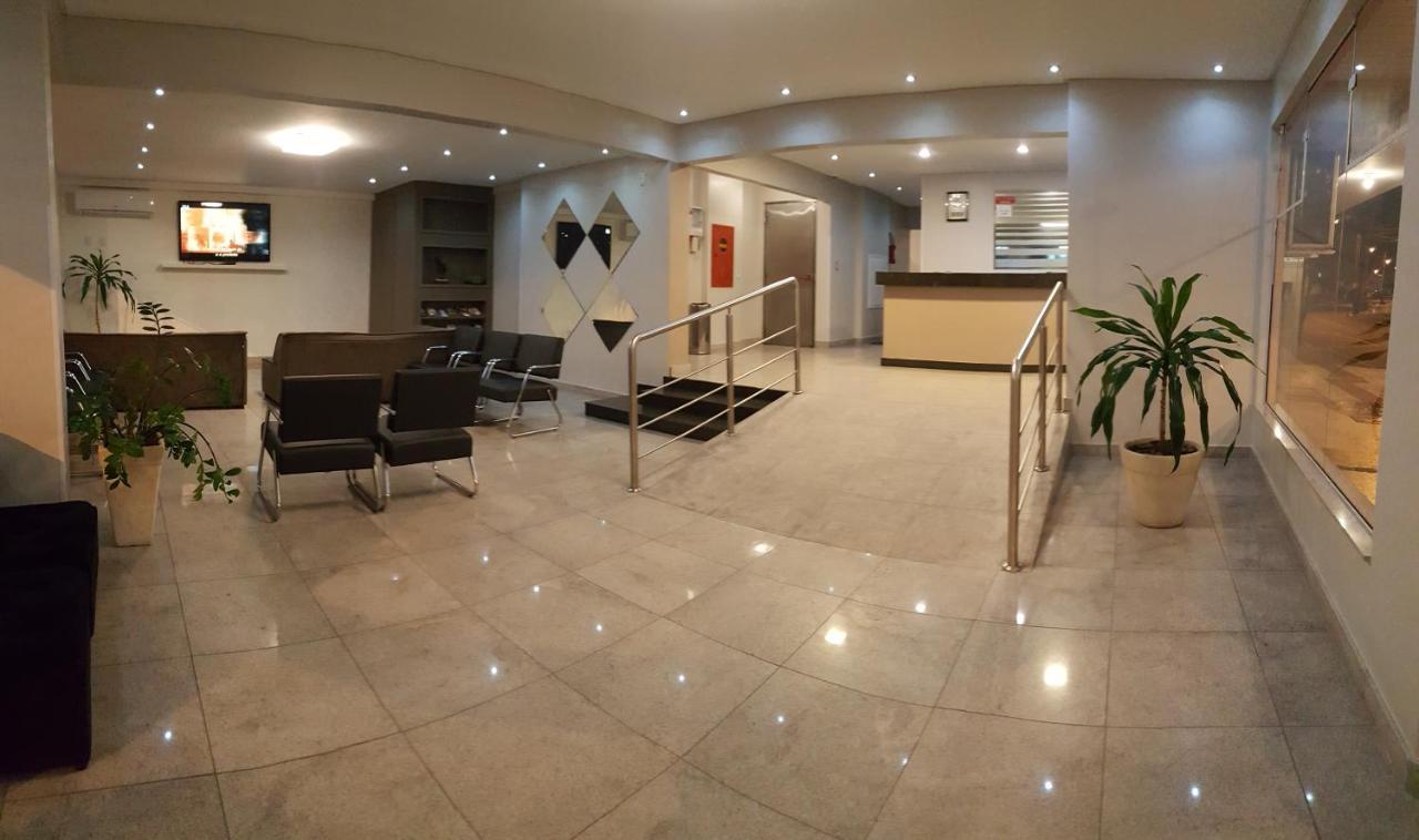 Hotel Genova Bc Balneário Camboriú エクステリア 写真