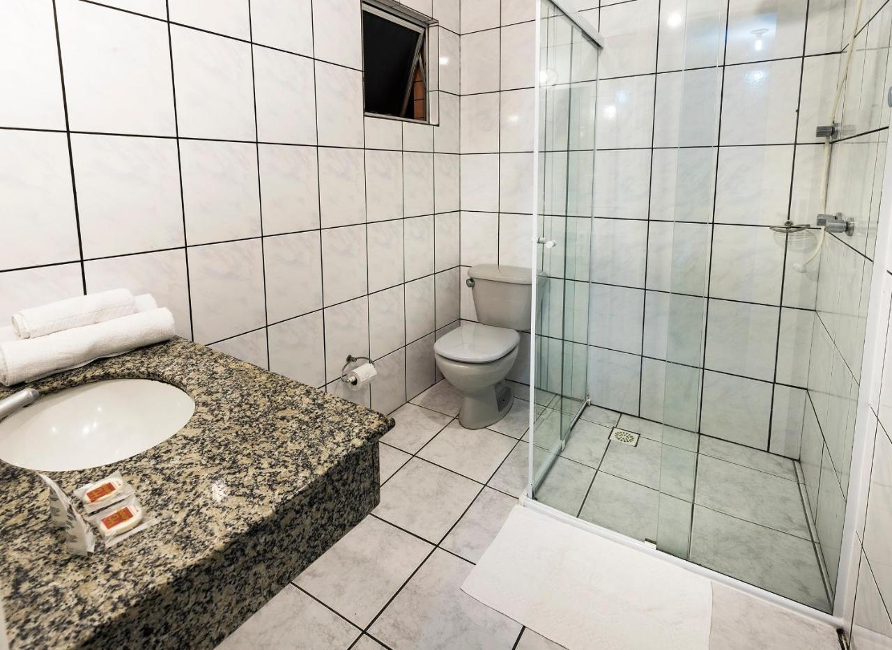 Hotel Genova Bc Balneário Camboriú エクステリア 写真